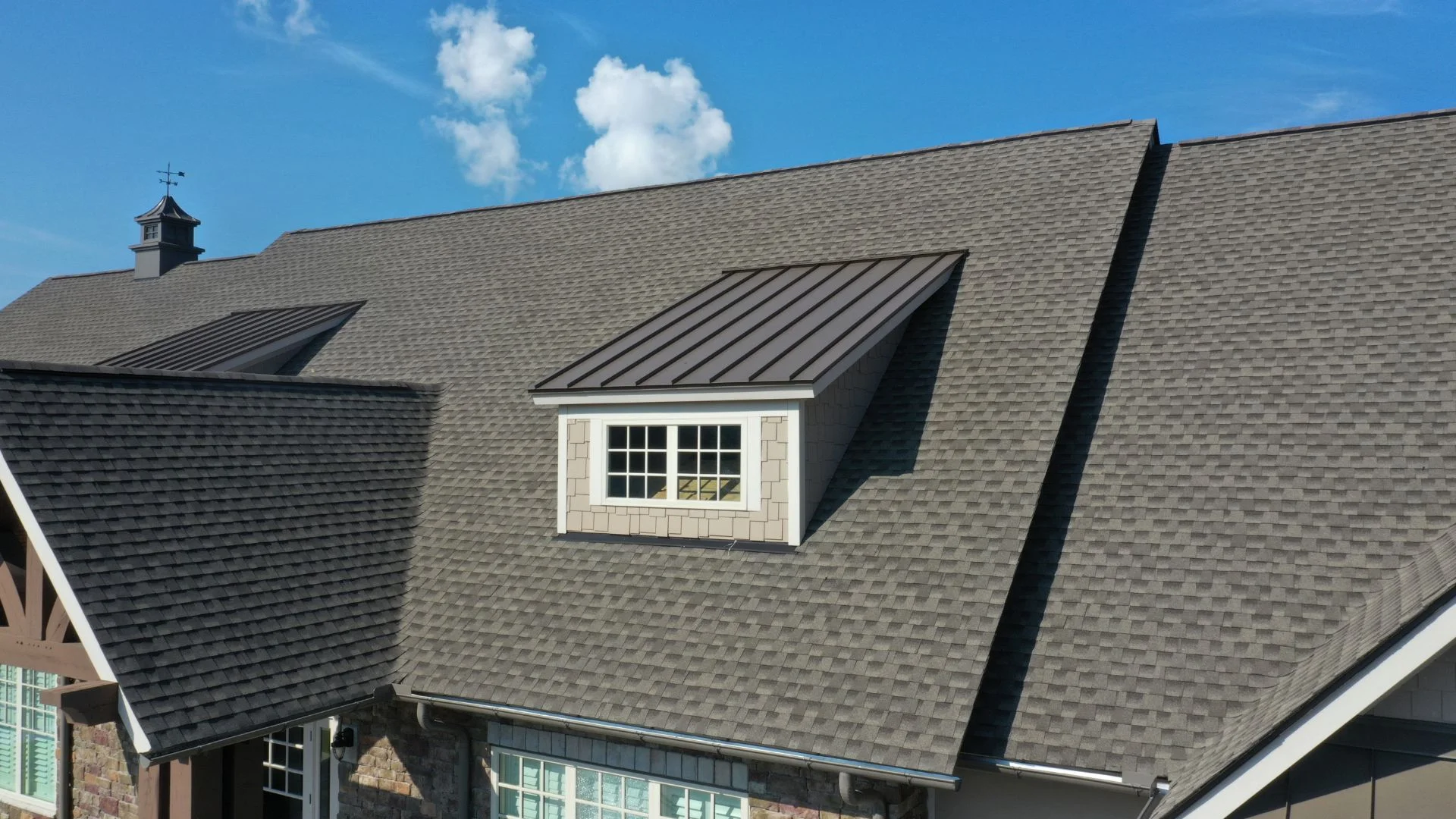 Best Roofing Replacement Guide in 2025